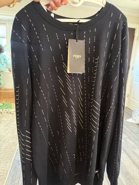 Fendi Black Crewneck Sweater with Subtle Contrast Stitching